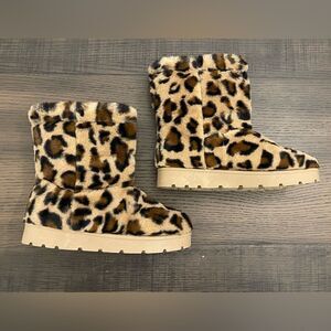 Bamboo Leopard Faux Fur Mid Calf Boots